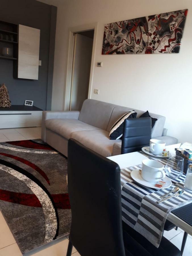 ميرا My Home Apartment المظهر الخارجي الصورة